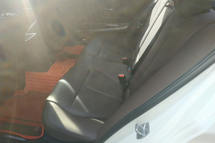 宝马3系 2019款 320Li M运动套装中控内饰21