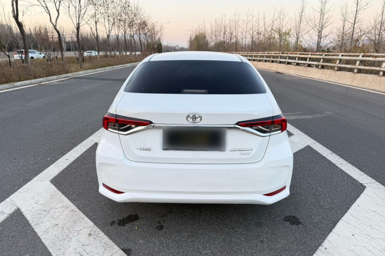 丰田 卡罗拉 2021款 1.2T S-CVT 豪华版车身外观6007