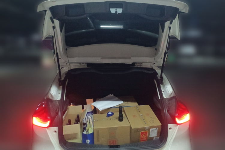 福特 福克斯 2018款 两厢经典 EcoBoost 180 自动运动型中控内饰23