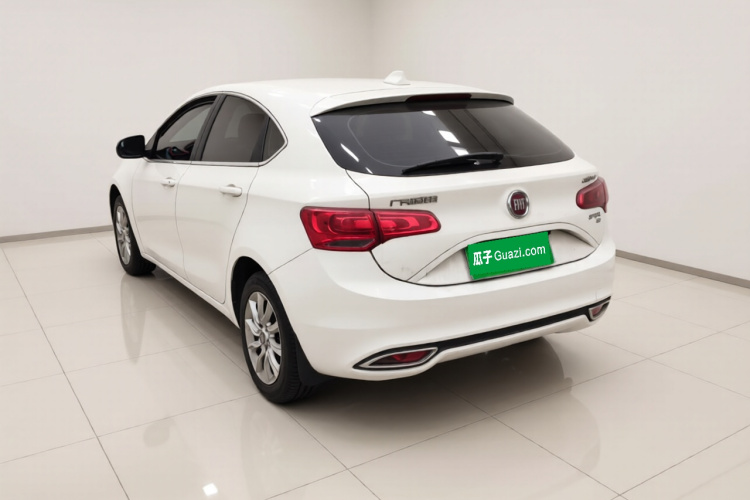 菲亚特 致悦 2014款 1.4T 自动时尚版车身外观5