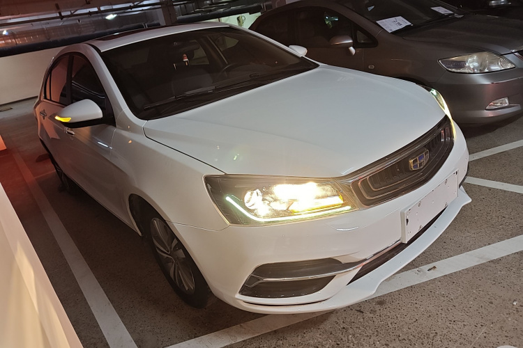 吉利汽车 帝豪 2018款 1.5L CVT向上互联版车身外观3