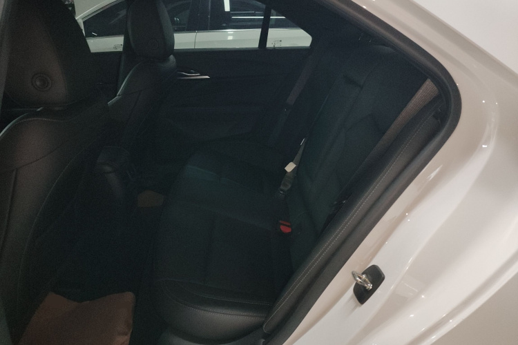 凯迪拉克CT4 2020款 28T 时尚型中控内饰7004