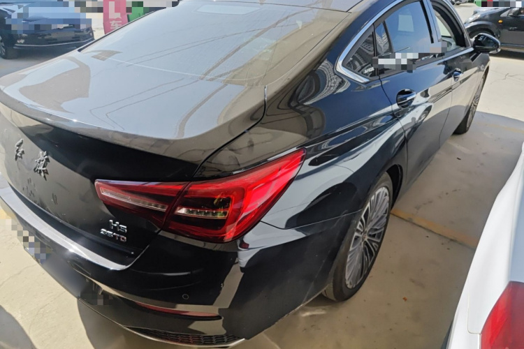 红旗H5 2022款 经典款 1.8T 自动智联旗畅版车身外观6005