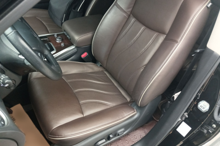 英菲尼迪QX60(进口) 2018款 2.5 S/C Hybrid 两驱卓越版 国VI局部细节19