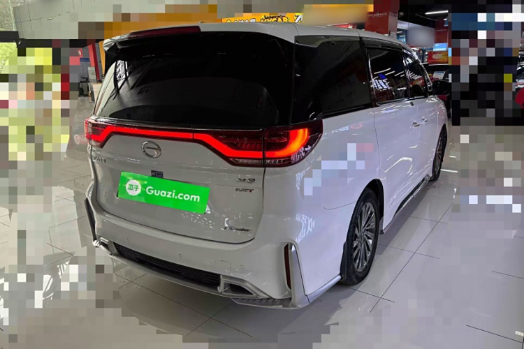 广汽传祺 传祺M8 2021款 大师系列 390T 至尊版车身外观6004