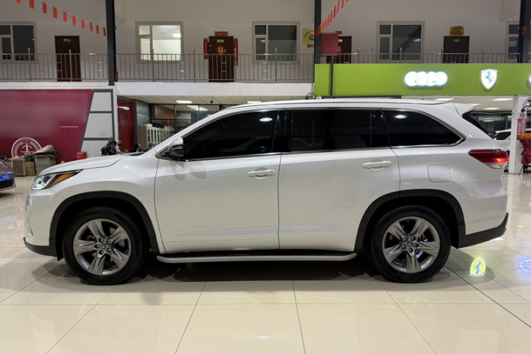 丰田 汉兰达 2018款 2.0T 四驱豪华版 7座 国VI车身外观6008