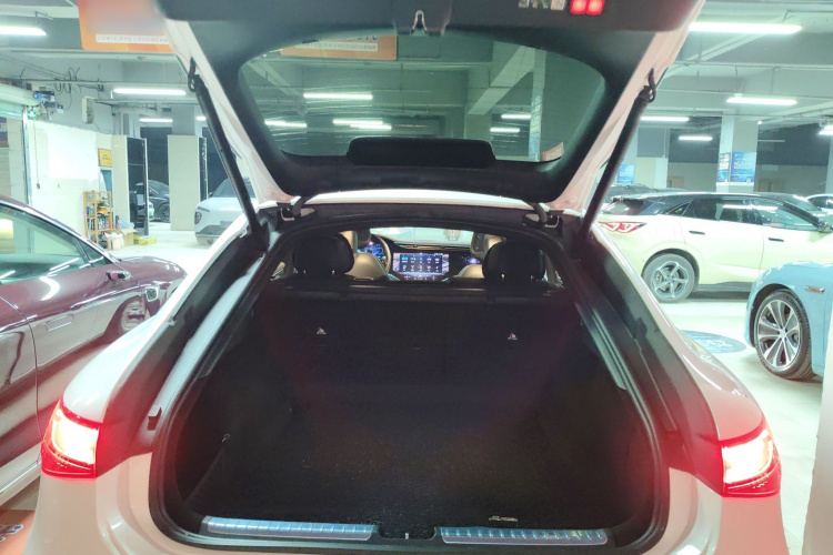 奔驰EQS 2022款 450+ 先锋版局部细节23