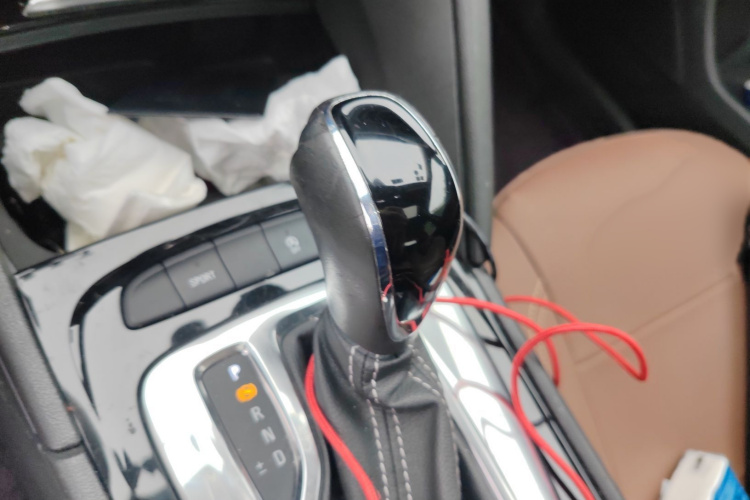 别克 君威 2017款 20T 豪华型局部细节18