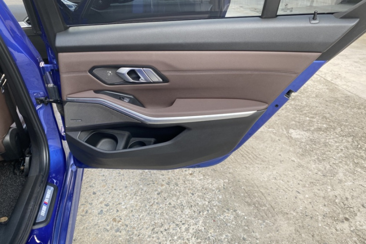 宝马3系 2020款 改款 325Li M运动曜夜套装中控内饰7007