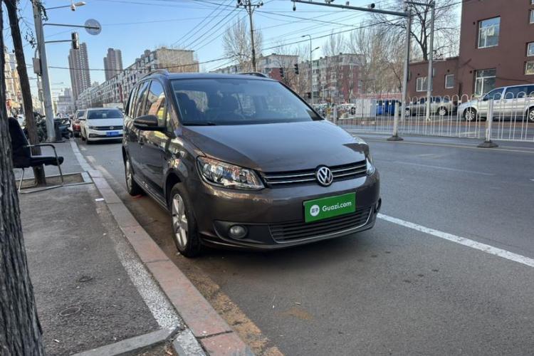 大众 途安 2013款 1.4T DSG舒适版5座车身外观6002