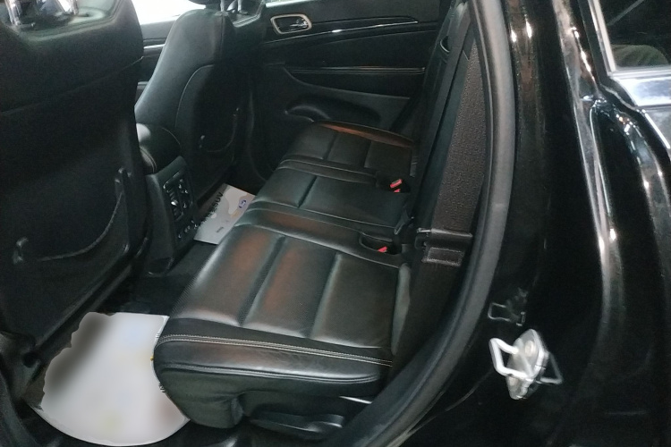 Jeep 大切诺基(进口) 2014款 3.6L 精英导航版中控内饰21