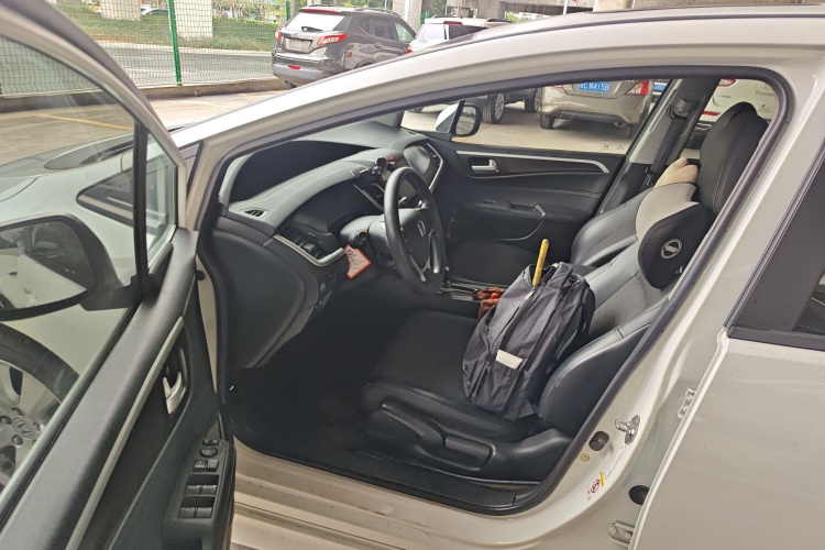 本田 杰德 2016款 1.8L 自动舒适精英版 5座中控内饰7002