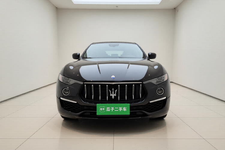 玛莎拉蒂 Levante 2022款 2.0T GT锋芒版车身外观2