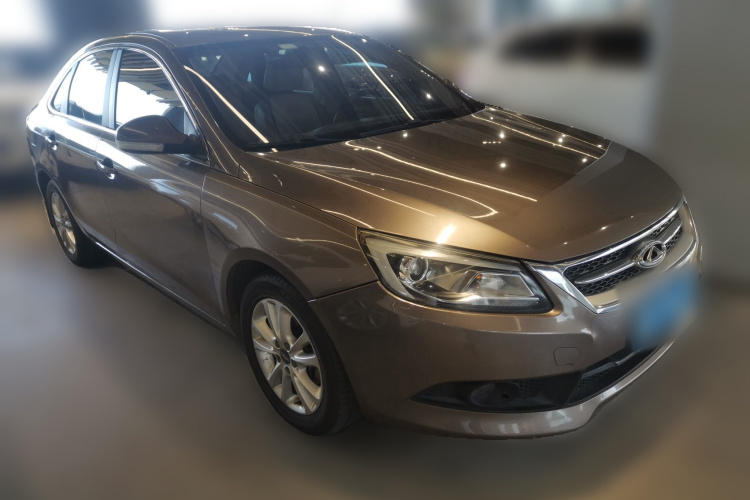 奇瑞 艾瑞泽7 2013款 1.6L CVT致享版车身外观3