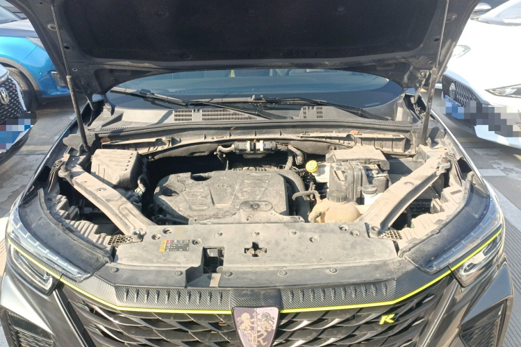 荣威RX5 2021款 PLUS 330TGI 自动国潮智臻版机舱底盘24