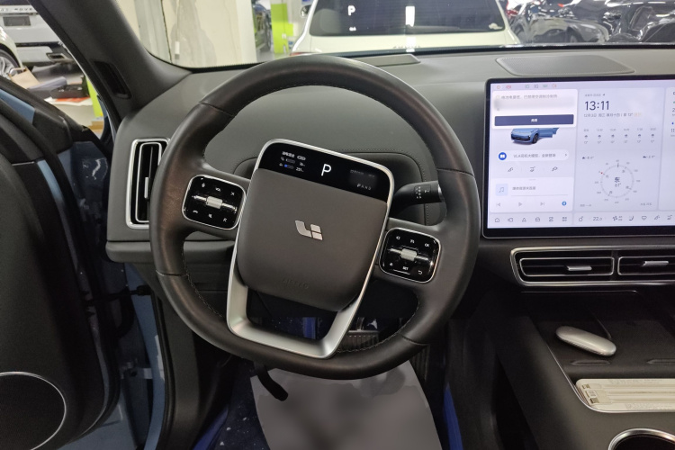理想汽车 理想L9 2022款 Max中控内饰13