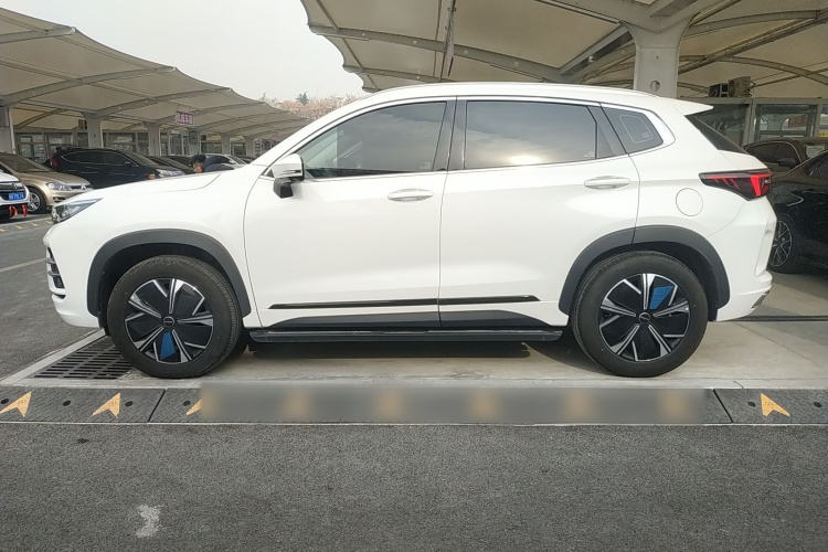 星途追风 2023款 1.5T CVT乘风起版车身外观4