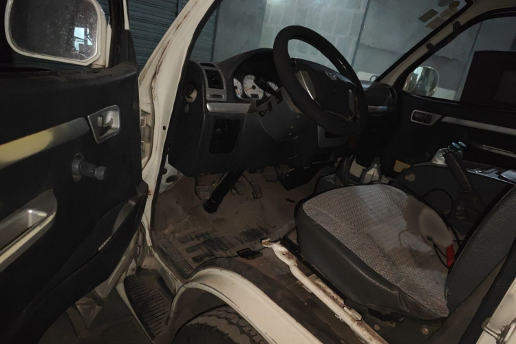 金龙 金威 2018款 2.0L商务系列4G20中控内饰7003