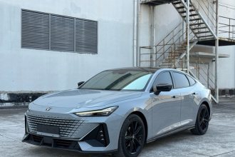 长安UNI-V 2022款 1.5T 智慧领航型