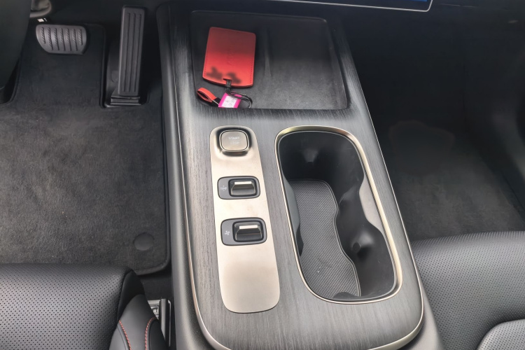 小米汽车 小米SU7 2024款 后驱长续航智驾版局部细节18