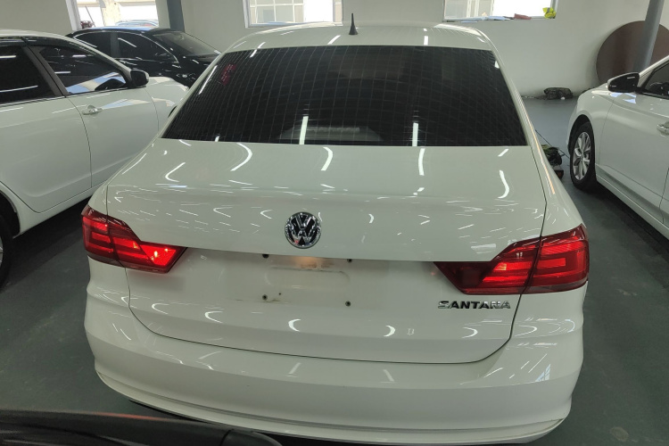大众 桑塔纳 2021款 1.5L 手动风尚版车身外观6