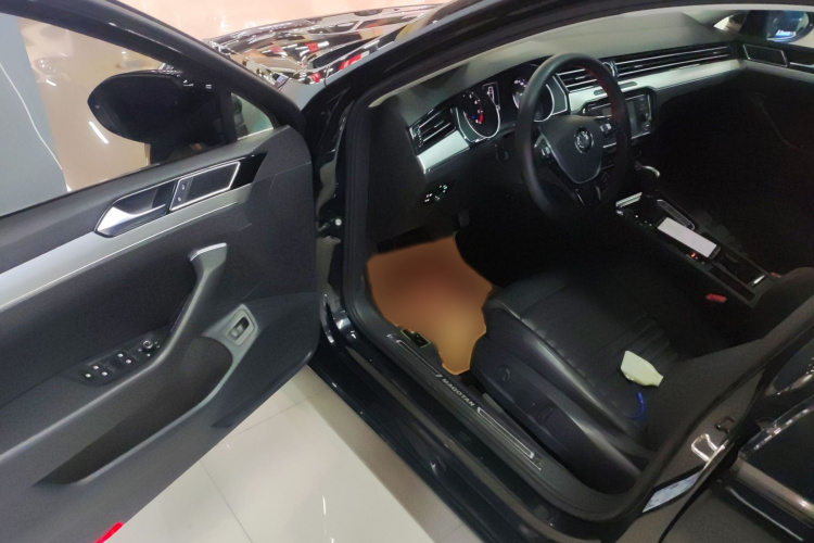 大众 迈腾 2019款 330TSI DSG 领先型 国VI中控内饰7003