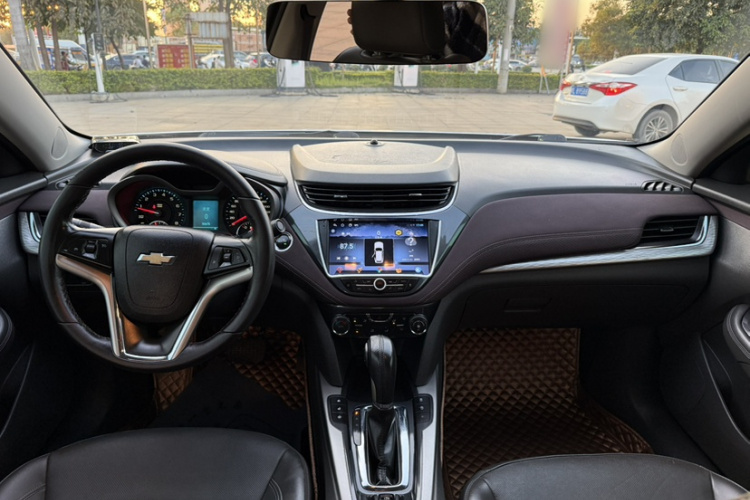 雪佛兰 迈锐宝 2017款 1.5T 自动豪华版中控内饰7004