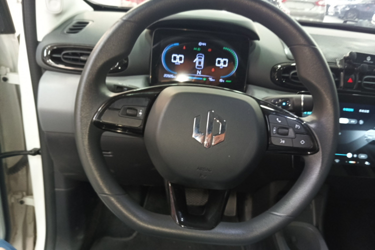 零跑汽车 零跑T03 2025款 310舒享版中控内饰13