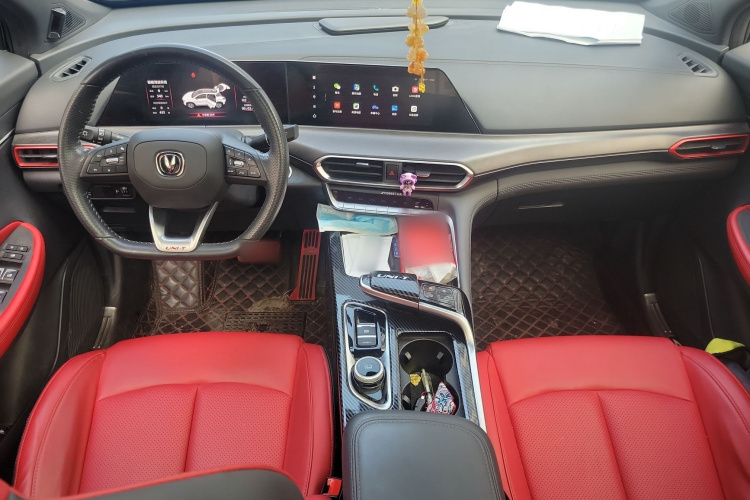 长安UNI-T 2020款 1.5T 尊贵型中控内饰7002