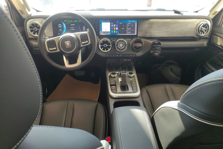 坦克300 2023款 2.0T 铁骑02中控内饰12