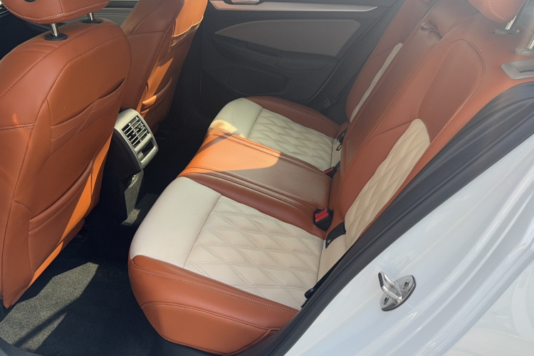 大众 高尔夫 2021款 280TSI DSG Pro中控内饰7002