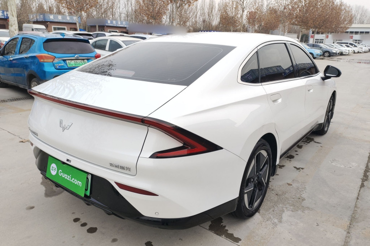 五菱汽车 五菱星光 2024款 共创版 510 进阶型车身外观7