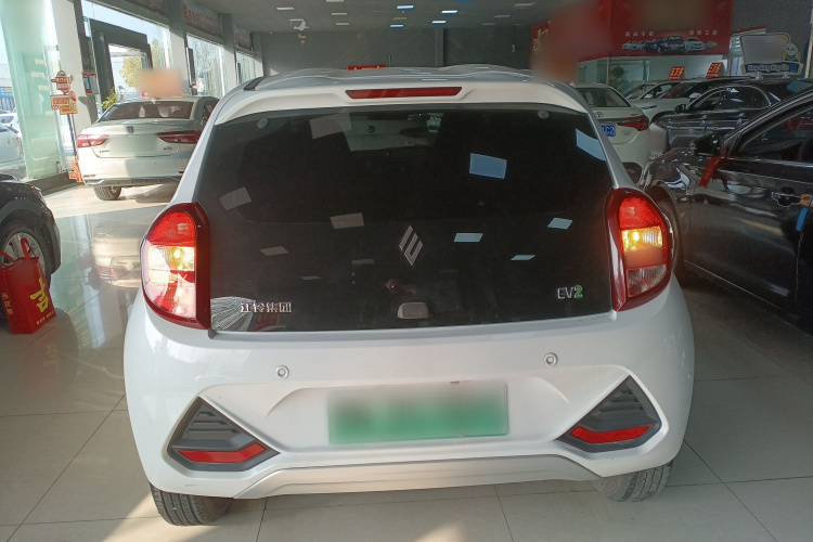 江铃集团新能源 易至EV2 2023款 吉祥版 201km 舒适型车身外观6