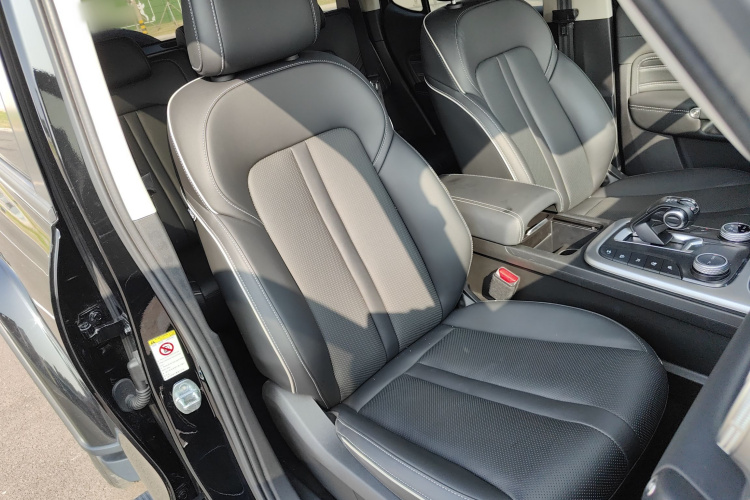 坦克300 2023款 城市版 2.0T 很有型中控内饰7006