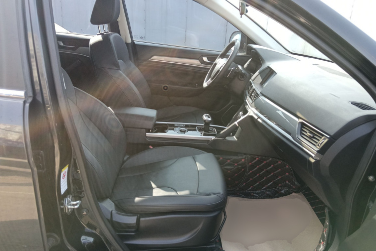 哈弗H6 2018款 红标 运动版 1.5T 自动两驱精英型局部细节41