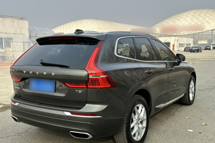 沃尔沃XC60 2021款 T5 四驱智逸豪华版车身外观6004