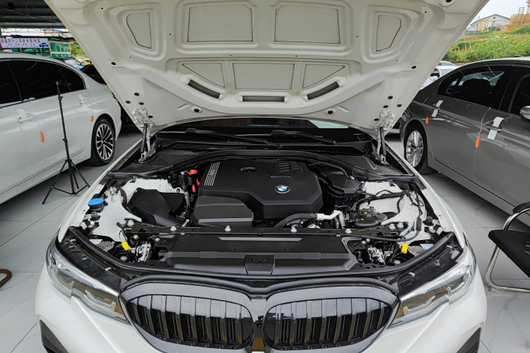 宝马3系 2022款 325Li M运动曜夜套装局部细节24