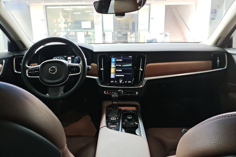 沃尔沃S90 2020款 T5 智逸豪华版中控内饰12