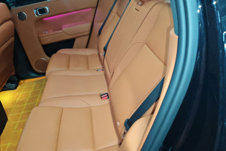 理想汽车 理想L7 2023款 Air中控内饰7004