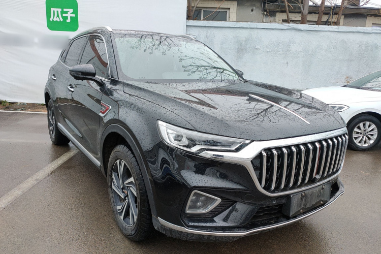 红旗HS5 2022款 改款 2.0T 智联旗享版车身外观3