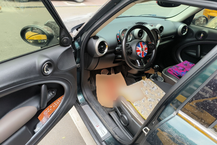 MINI Countryman 2011款 1.6T COOPER S ALL4 5座版中控内饰20