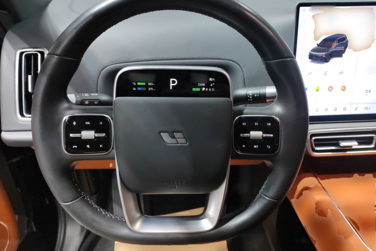 理想汽车 理想L9 2023款 Pro中控内饰13