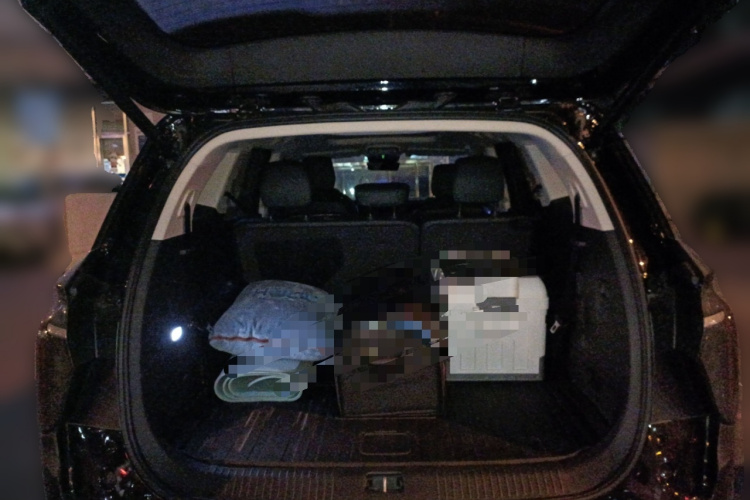 红旗HS7 PHEV 2024款 2.0T PHEV 四驱旗畅版 7座中控内饰23