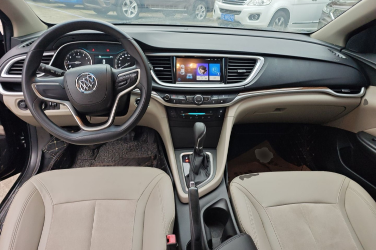 别克 英朗 2015款 15N 自动豪华型中控内饰12