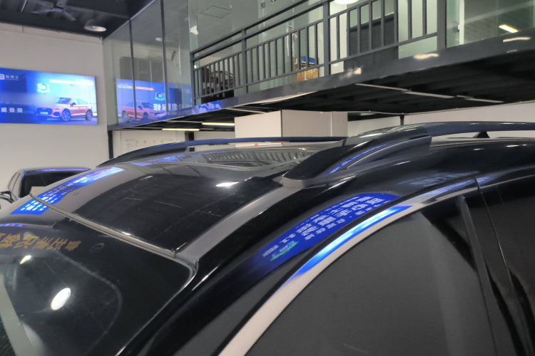 广汽传祺 传祺GS8 2021款 390T 两驱暗夜骑士版局部细节57