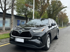 丰田 汉兰达 2023款 2.5L智能电混双擎两驱精英版 5座