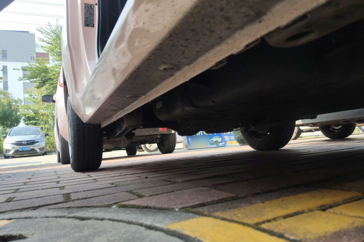 五菱汽车 宏光MINIEV 2022款 马卡龙臻享款 磷酸铁锂局部细节9001