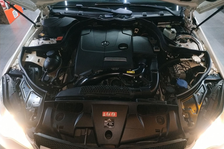 奔驰E级(进口) 2014款 E 200 轿跑版局部细节24