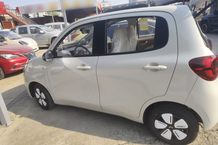 五菱汽车 宏光MINIEV 2025款 四门版 进阶款车身外观6003