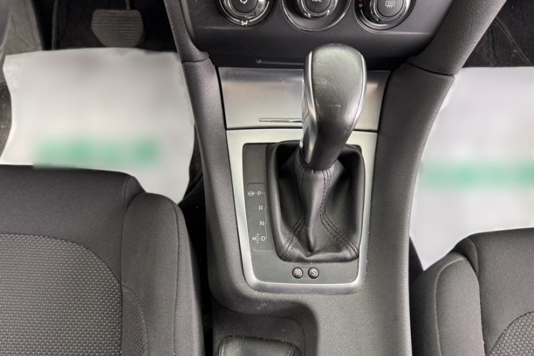 DS 5LS 2014款 1.8L 自动舒适版VTi140中控内饰7004